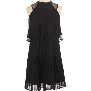 BCBGenration Black Tiered Pleated Overlay Sleeveless Dress size XXS EUC